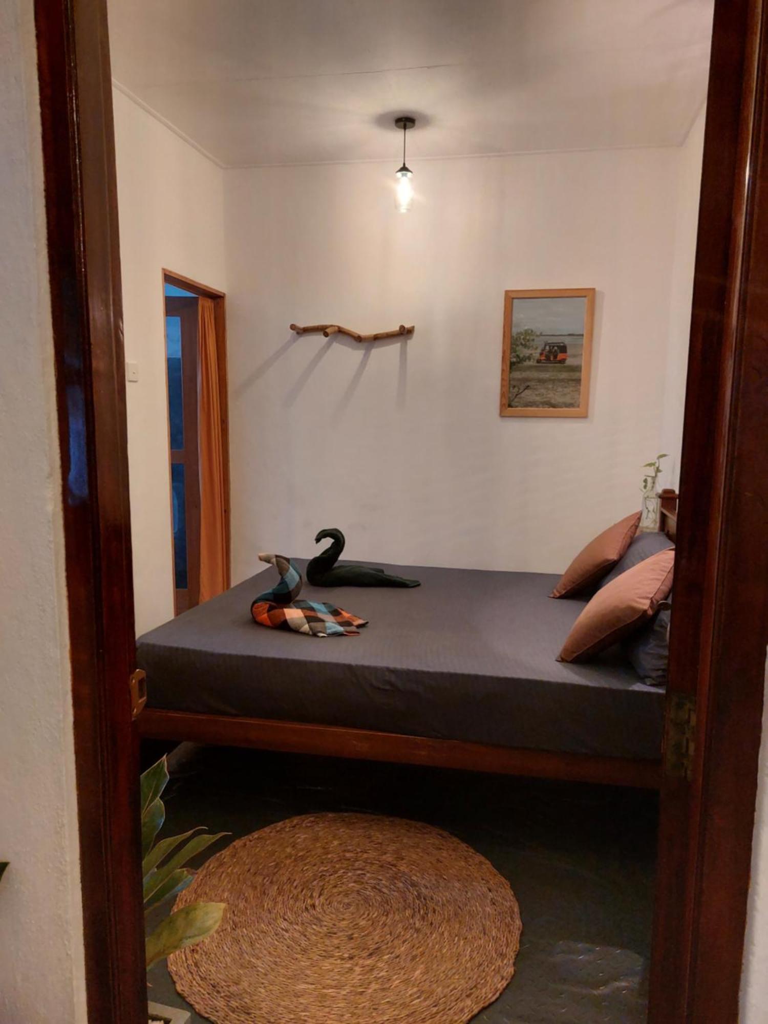 Bed and Breakfast Cosynsurf Матара Экстерьер фото